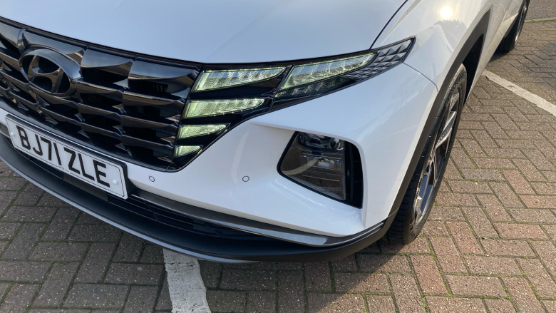 Hyundai TUCSON 1.6 TGDi 48V MHD 180 Ultimate 5dr 4WD DCT Petrol Estate